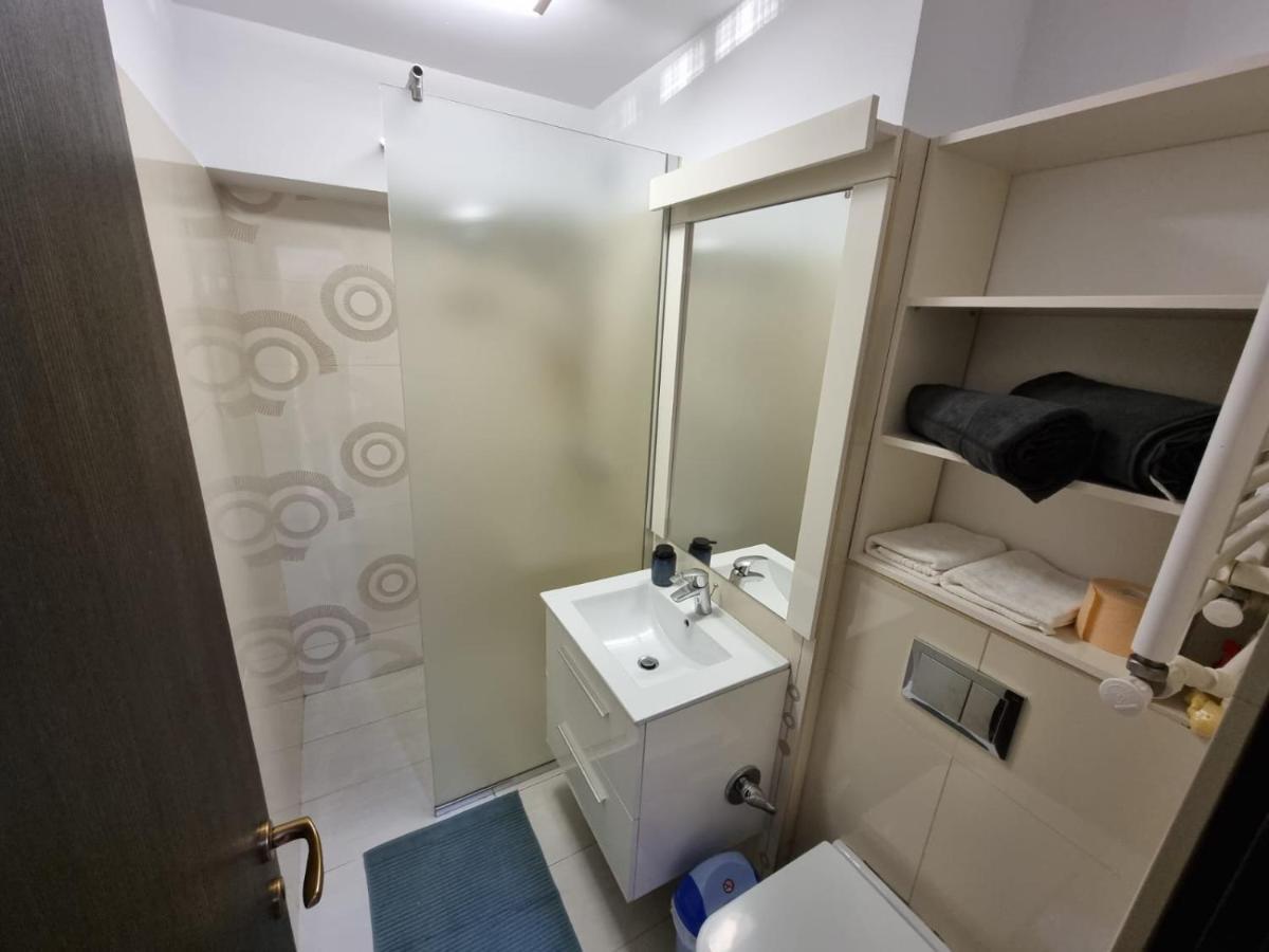Oana Luxury Home ブカレスト エクステリア 写真